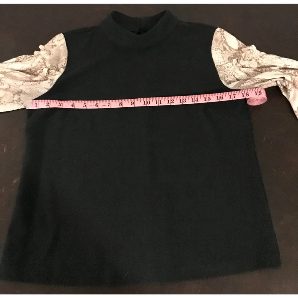 Anthro Current Air Snakeskin Print Mixed Media Top S Lightweight Boho Chic - Picture 7 of 11